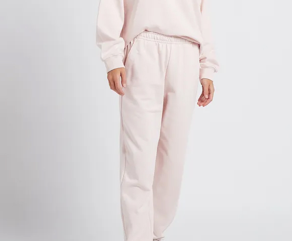 Mistake: NB ATHLETICS LINEAR SWEATPANT